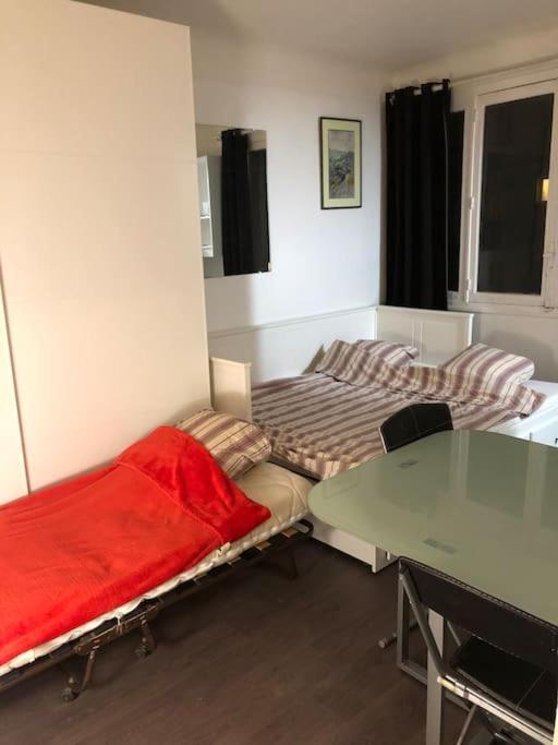 פריז Beau Appartement,Proche De Metro מראה חיצוני תמונה